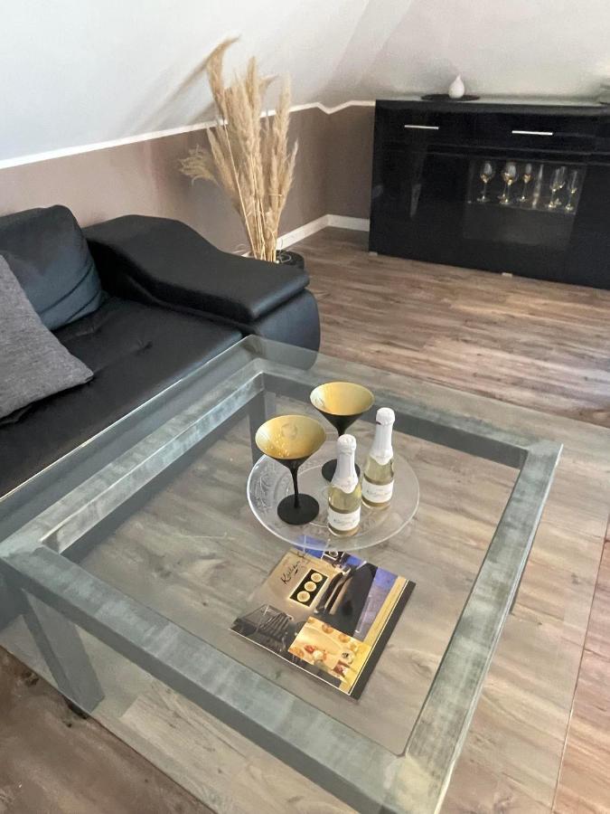 Uhse Wohlfuehloase Appartement Heide  Buitenkant foto